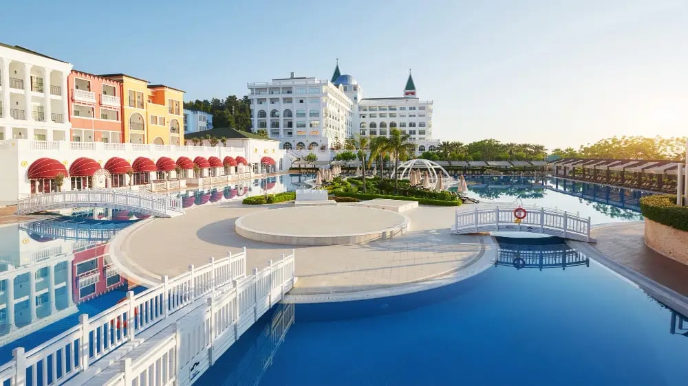 أرخص الفنادق في أنطاليا تركيا